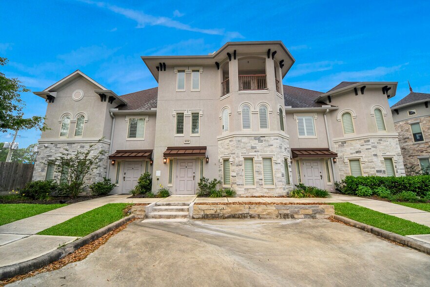 More Photos Of 6536 Greatwood Pky, Sugar Land Office For Sale