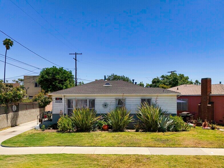 More Photos Of 2918 11th Ave, Los Angeles Apartments For Sale