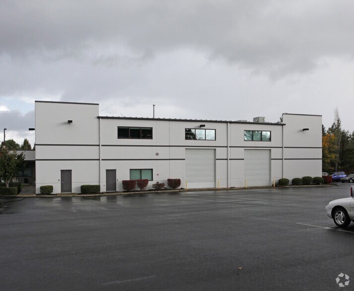 More Photos Of 1505 Westec Dr, Eugene Flex For Lease