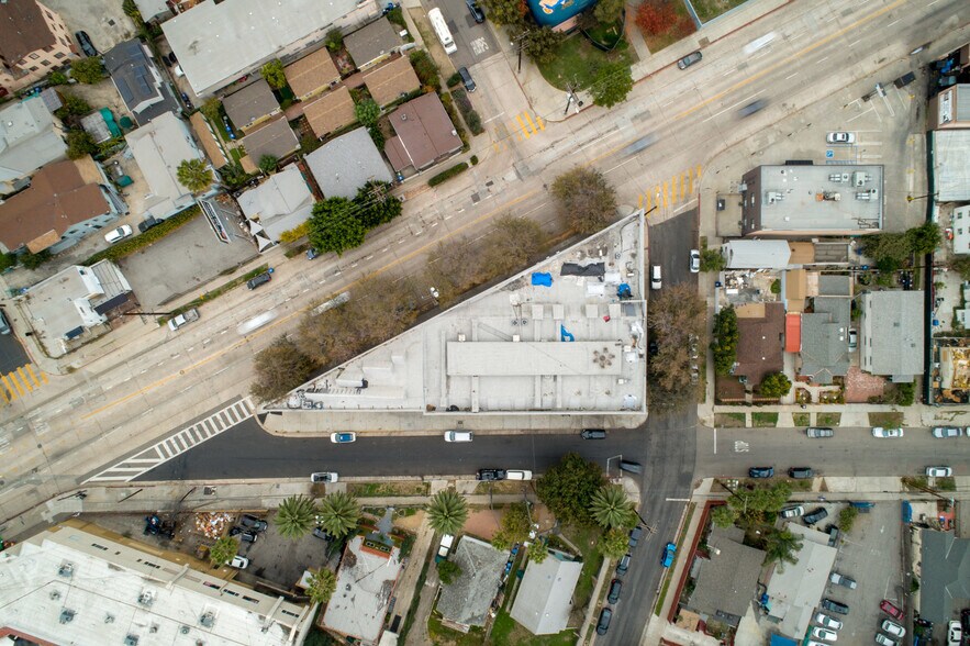 More Photos Of 1215 Bates Ave, Los Angeles Flex For Lease