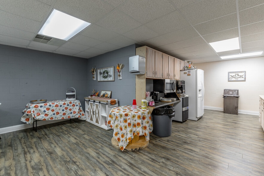 More Photos Of 4501 Oak Hill Rd, Chattanooga Religious Facility For Sale