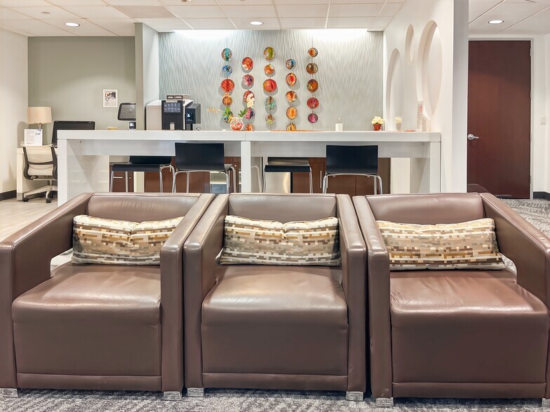 More Photos Of 510 Clinton Sq, Rochester Coworking Space