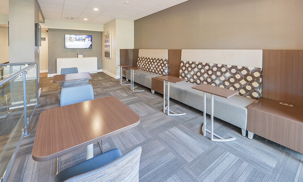 More Photos Of 3005 Chapel Ave, Cherry Hill Apartments For Sale