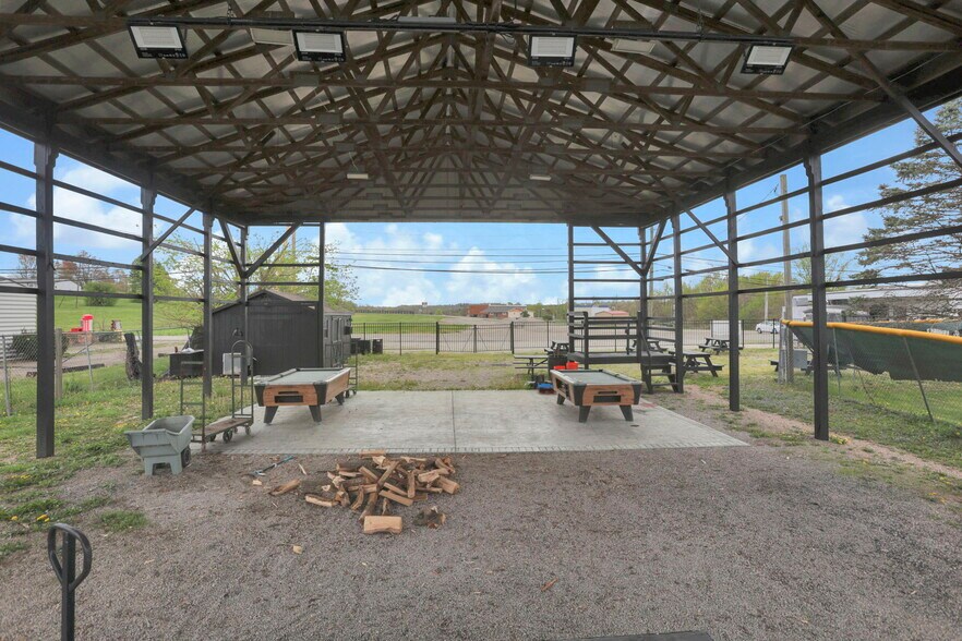 More Photos Of 609 Mill St, New Lexington Restaurant For Sale