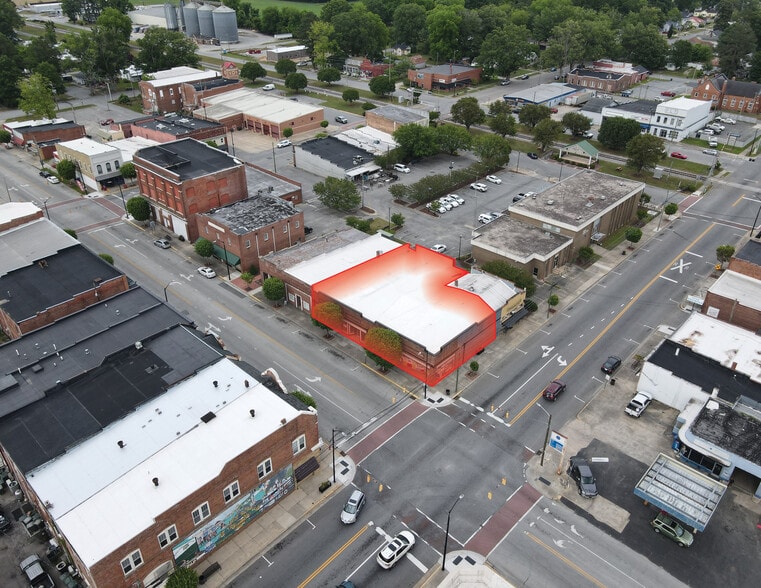 More Photos Of 4267 Lee St, Ayden Freestanding For Lease