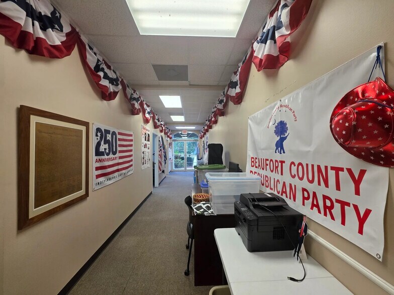 More Photos Of 149 Riverwalk Blvd, Ridgeland Storefront Retail Office For Sale