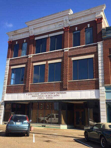 More Photos Of 214-216 N Liberty St, Jackson Storefront Retail Office For Lease