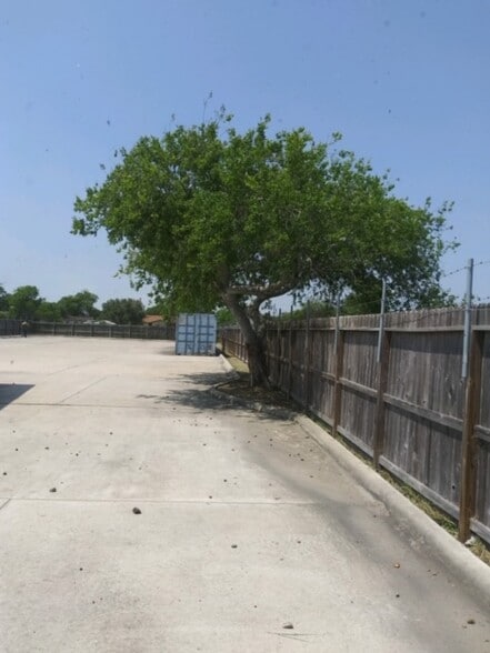 More Photos Of 5437 Williams Dr, Corpus Christi Medical For Sale