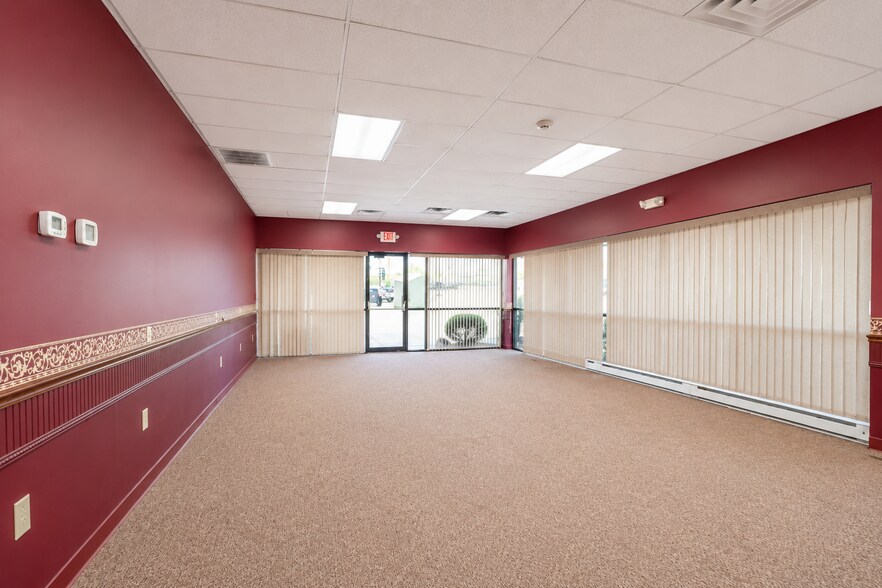 More Photos Of 1400 Pike St, Marietta Office For Lease