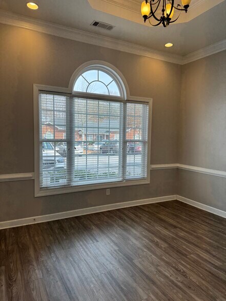 More Photos Of 2450 Atlanta Hwy, Cumming Office For Lease