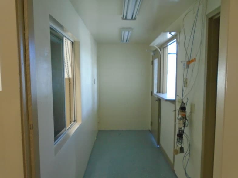 More Photos Of 202 E Palmdale Blvd, Palmdale Auto Repair For Lease