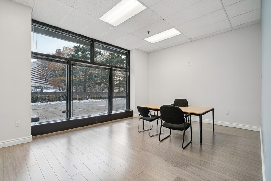 More Photos Of 5199 Rue Sherbrooke E, Montréal Apartments For Lease