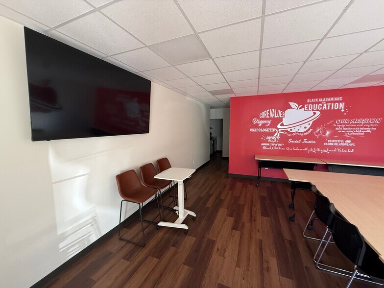 More Photos Of 524 Red Lane Rd, Birmingham Medical For Lease