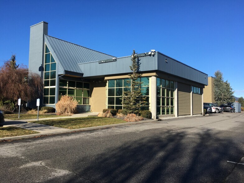 More Photos Of 23221 E Knox Ave, Liberty Lake Light Manufacturing For Lease