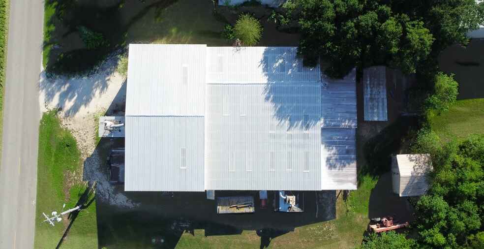 More Photos Of 7800 County Road 24, Fairhope Showroom For Sale