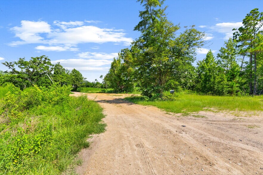 More Photos Of 2822 Martin Luther King Jr Blvd, Panama City Land For Sale