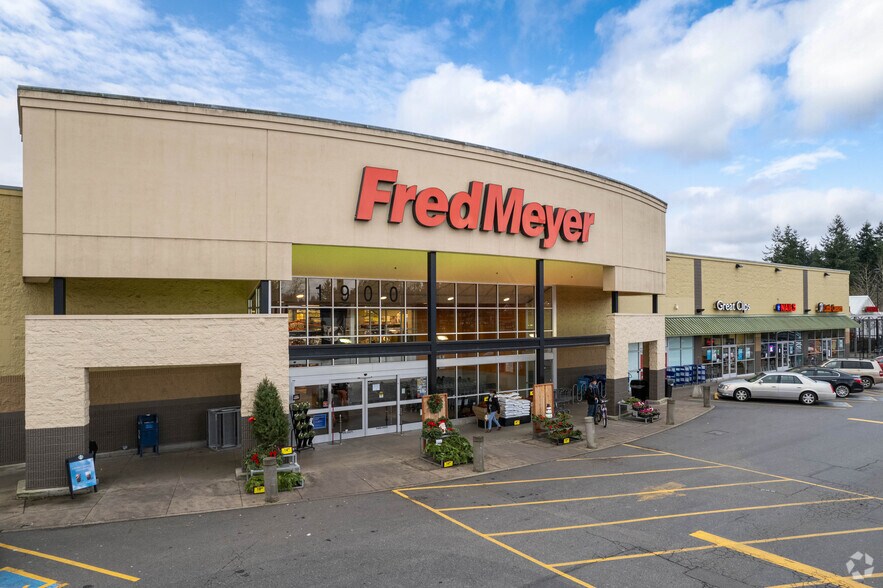 Primary Photo Of 1900 SE Sedgwick Rd, Port Orchard General Retail For Lease