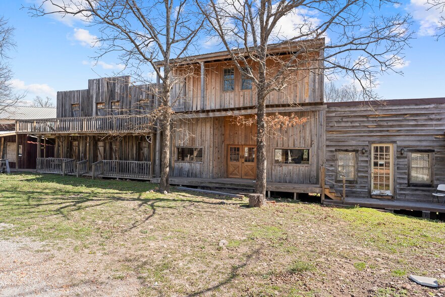 More Photos Of 40082 County Road 591, Jay Apartments For Sale