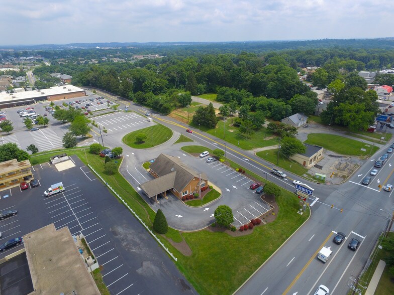 More Photos Of 25 Rohrerstown Rd, Lancaster Land For Lease