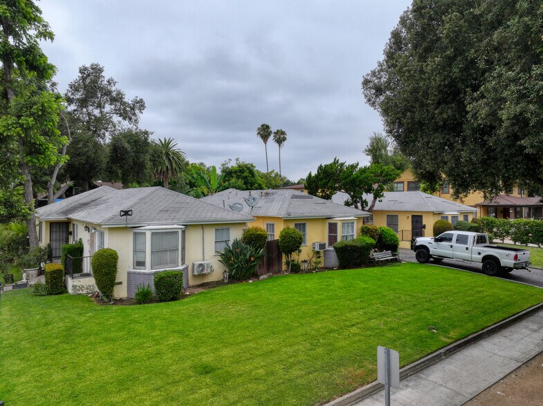 More Photos Of , Pasadena Multifamily For Sale