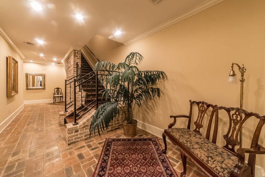 More Photos Of 1414 25th Ave, Gulfport Medical For Lease