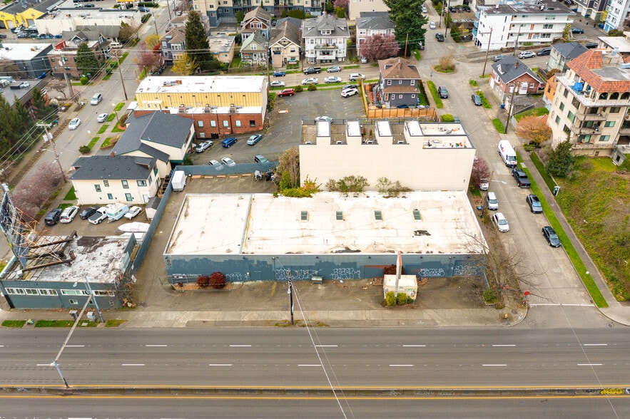 More Photos Of 807 Aurora Ave N, Seattle Warehouse For Sale