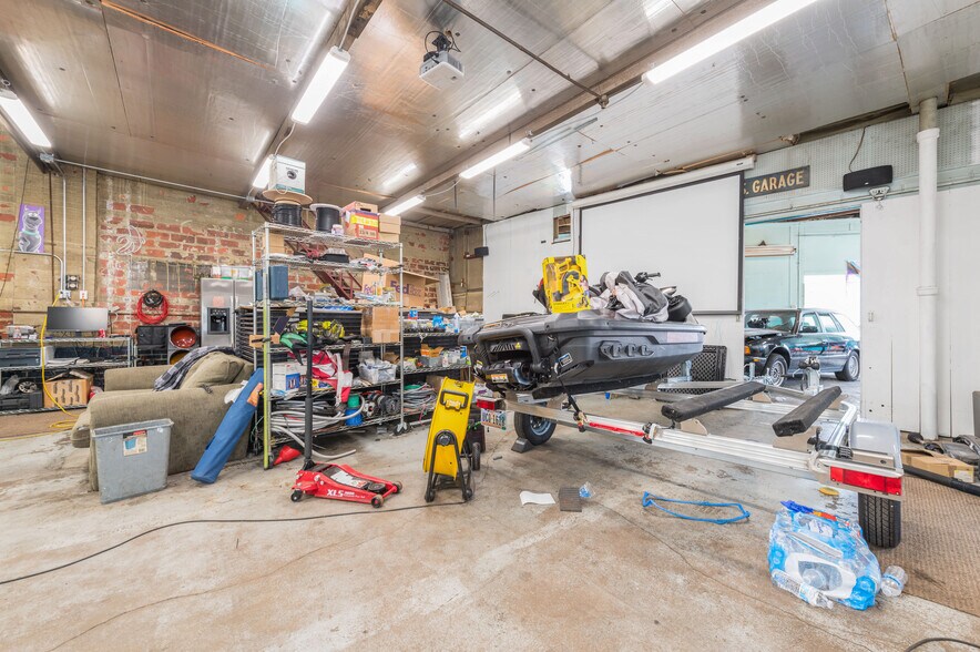 More Photos Of 2030 Broadview Rd, Cleveland Storefront For Sale