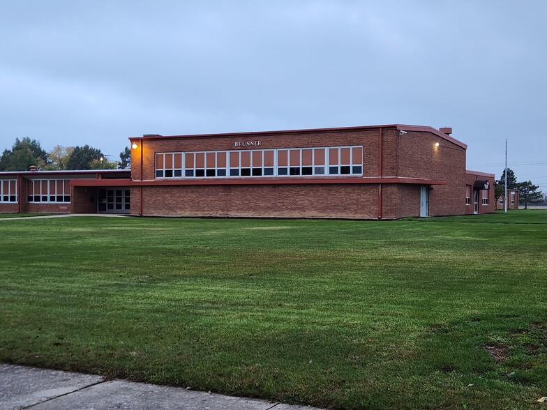 Primary Photo Of 1224 West St, Genoa Office For Sale