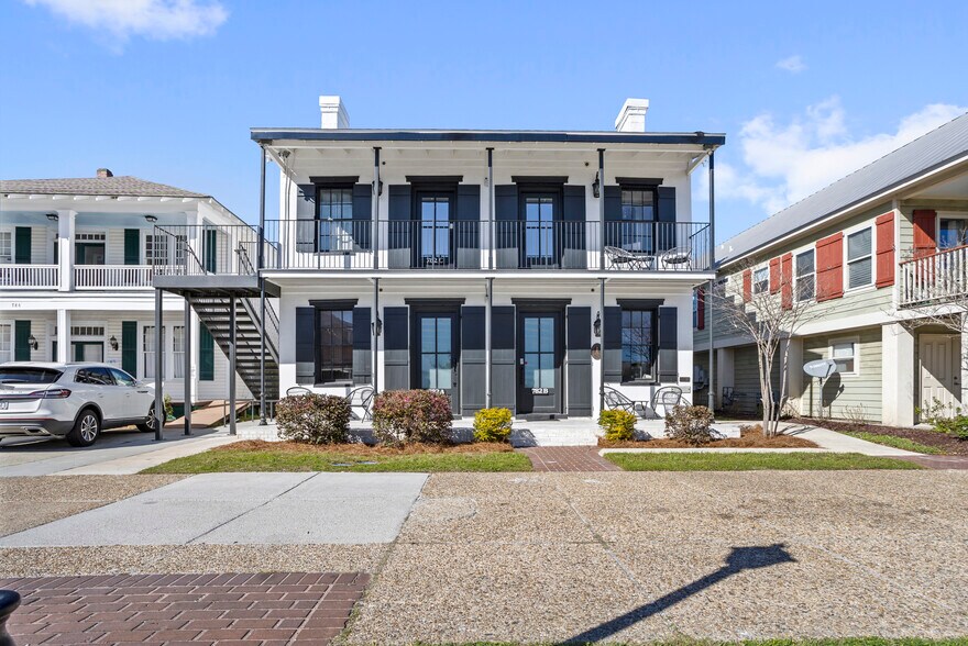 Primary Photo Of 782 Water St, Biloxi Office For Sale