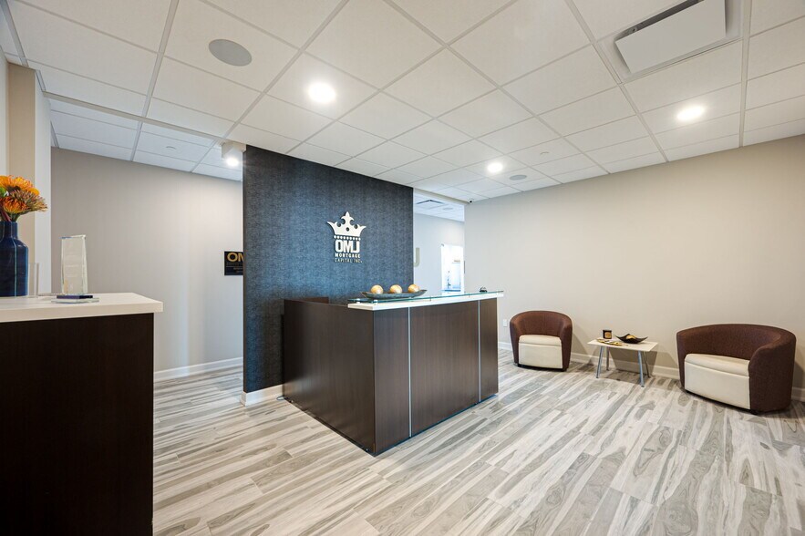 More Photos Of 200 Cachet Woods Crt, Markham Office For Lease