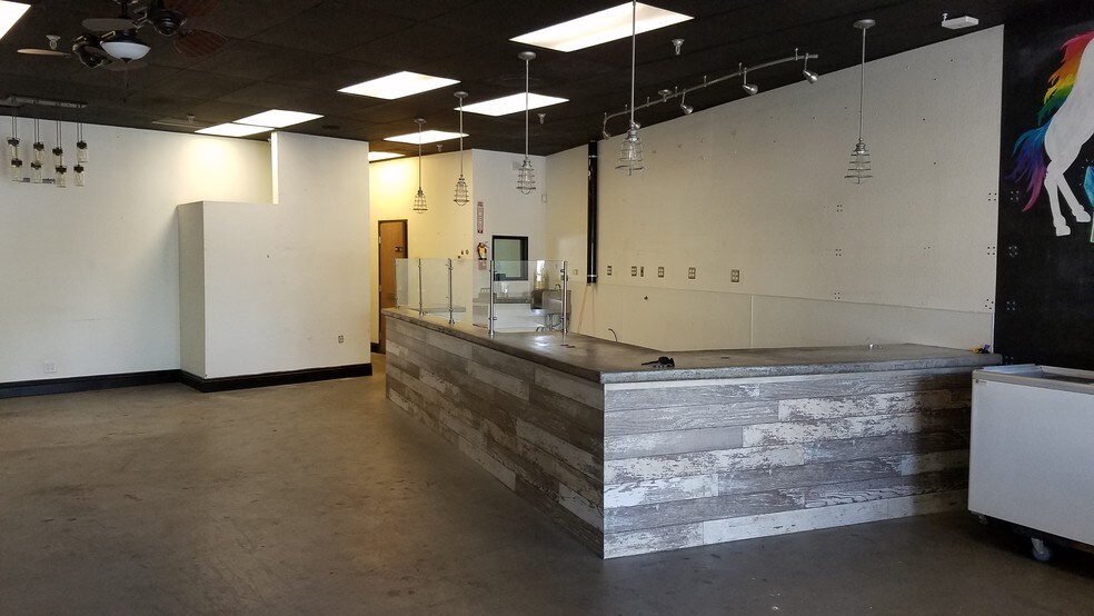 More Photos Of 6302-6396 E Santa Ana Canyon Rd, Anaheim Hills Unknown For Lease