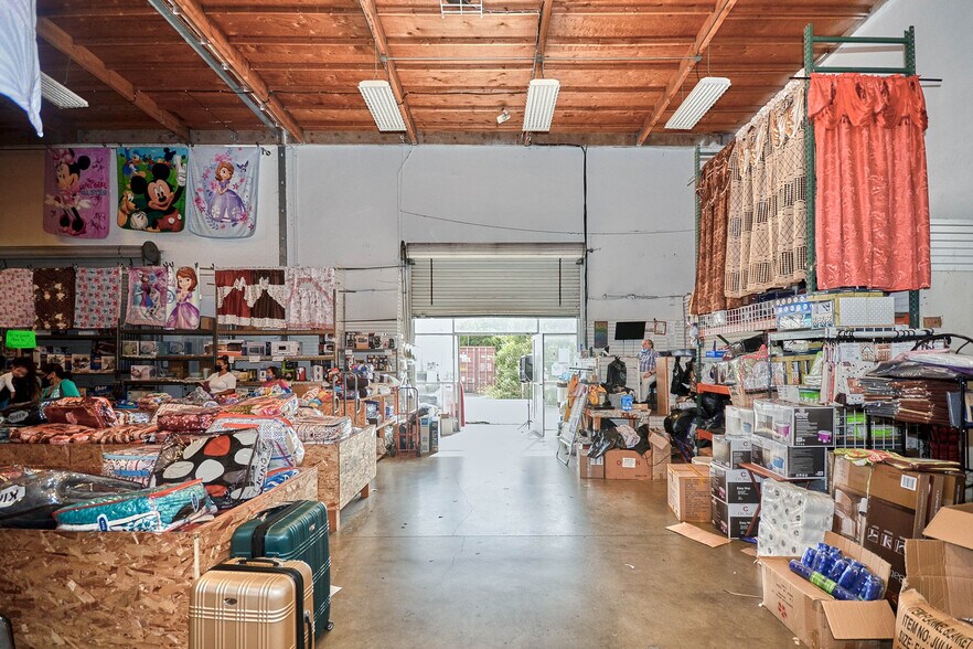 More Photos Of 2345 Via Segundo, San Ysidro Manufacturing For Sale