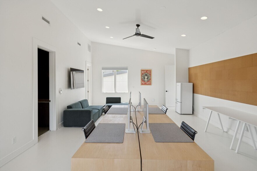 More Photos Of 2517 White Ave, Nashville Office Residential For Sale