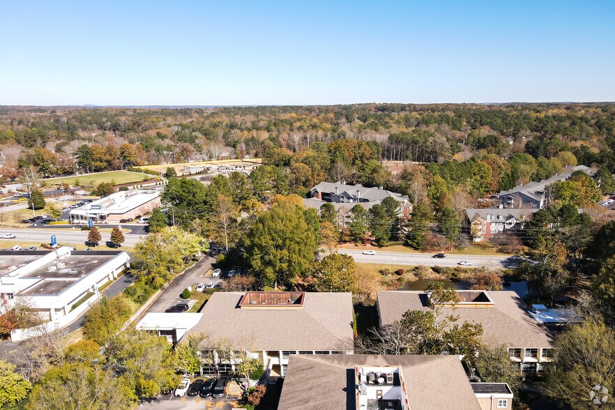 More Photos Of 4480 N Shallowford Rd, Dunwoody Medical For Lease