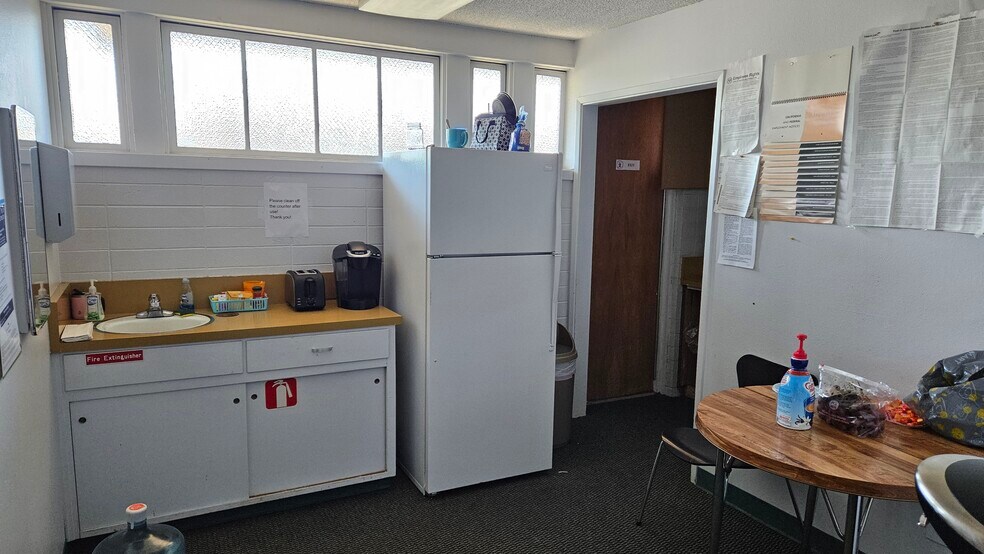 More Photos Of 1212-1214 12th St, Modesto Medical For Sale