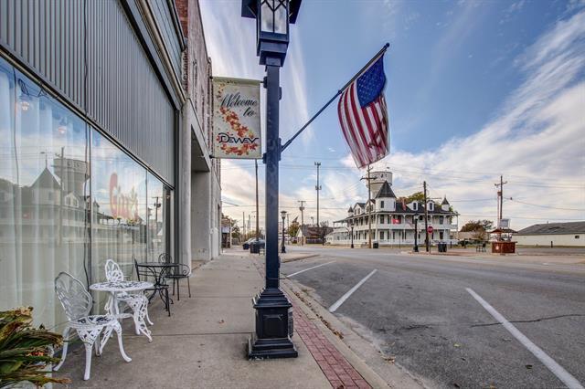 More Photos Of 306 E Don Tyler Ave, Dewey Storefront Retail Office For Sale