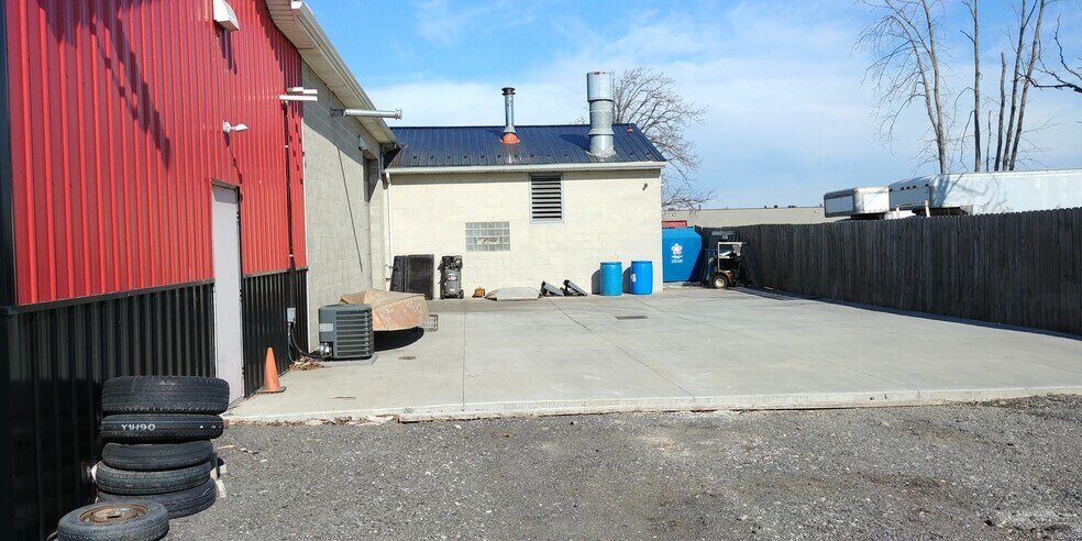 More Photos Of 71 Cooper Ave, Tonawanda Auto Repair For Sale