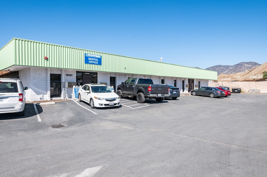 Primary Photo Of 12087 Lopez Canyon Rd, Sylmar Distribution For Lease