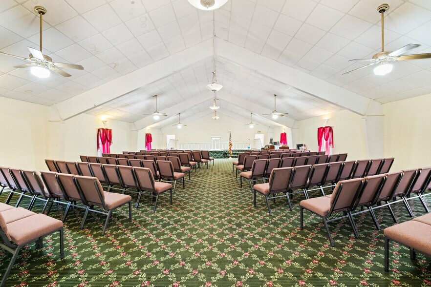 More Photos Of 60 Chat A While, Morganton Religious Facility For Sale