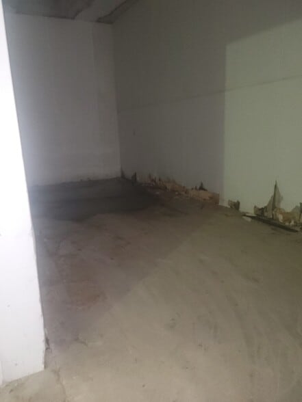 More Photos Of 800 W 17th St, Muncie Warehouse For Sale