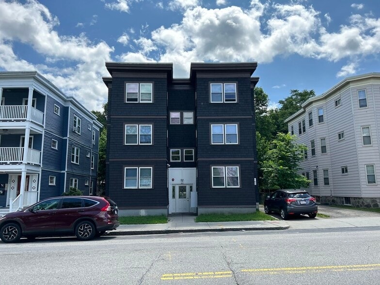 Primary Photo Of 305 Cummins Hwy, Roslindale Apartments For Sale