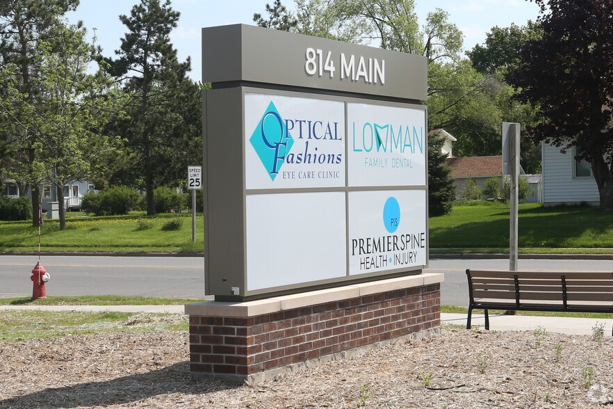 More Photos Of 814 S Main St, Holmen Medical For Lease