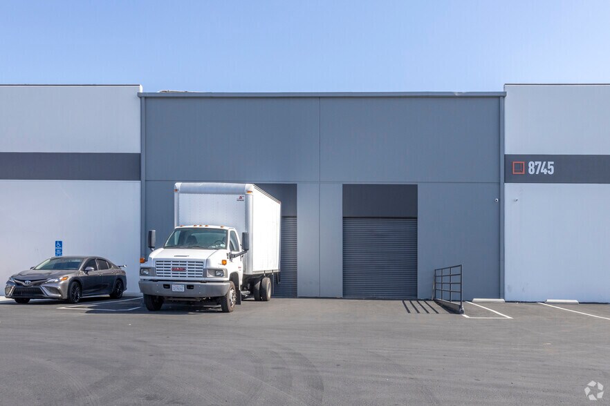 More Photos Of 8745 Production Ave, San Diego Warehouse For Lease