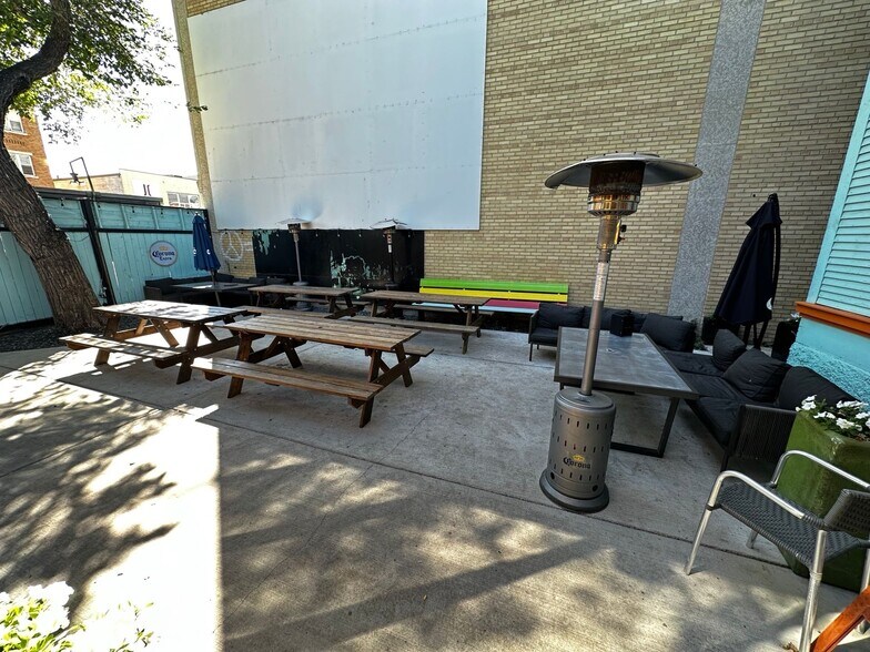 More Photos Of 2228 Albert St, Regina Restaurant For Sale