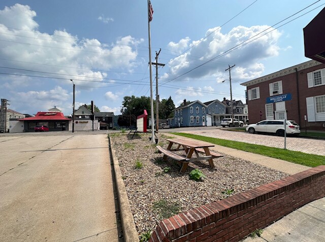 More Photos Of 601 Main St, Wellsville Office For Sale