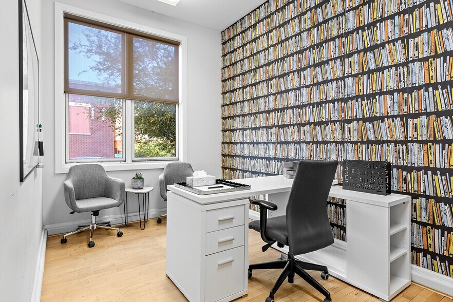 More Photos Of 226 Argyle Ave, Ottawa Office For Sale