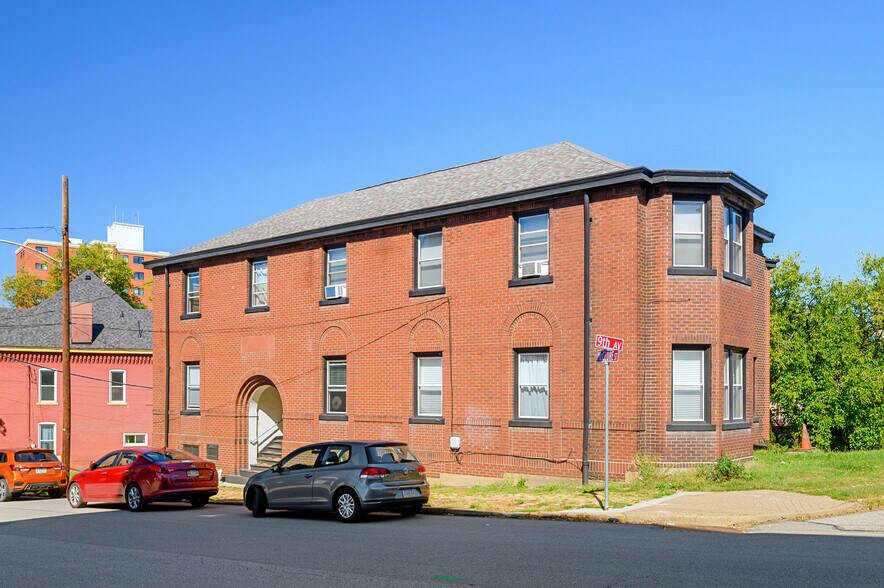 More Photos Of 815 McClure St, Munhall Apartments For Sale