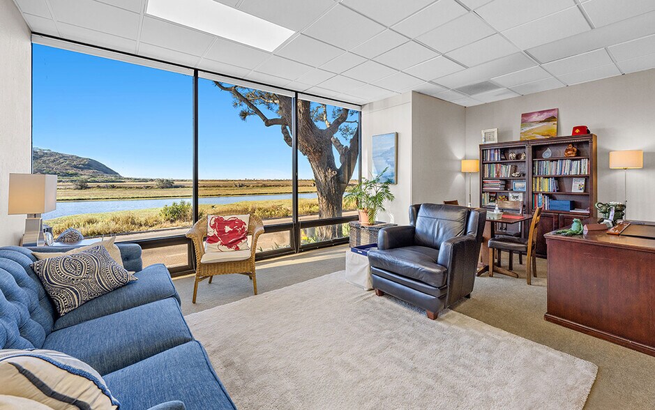 More Photos Of 2262 Carmel Valley Rd, Del Mar Office For Sale