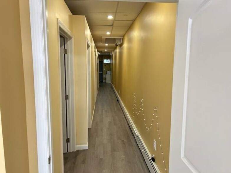 More Photos Of 1460-1462 Nepperhan Ave, Yonkers Storefront Retail Residential For Lease