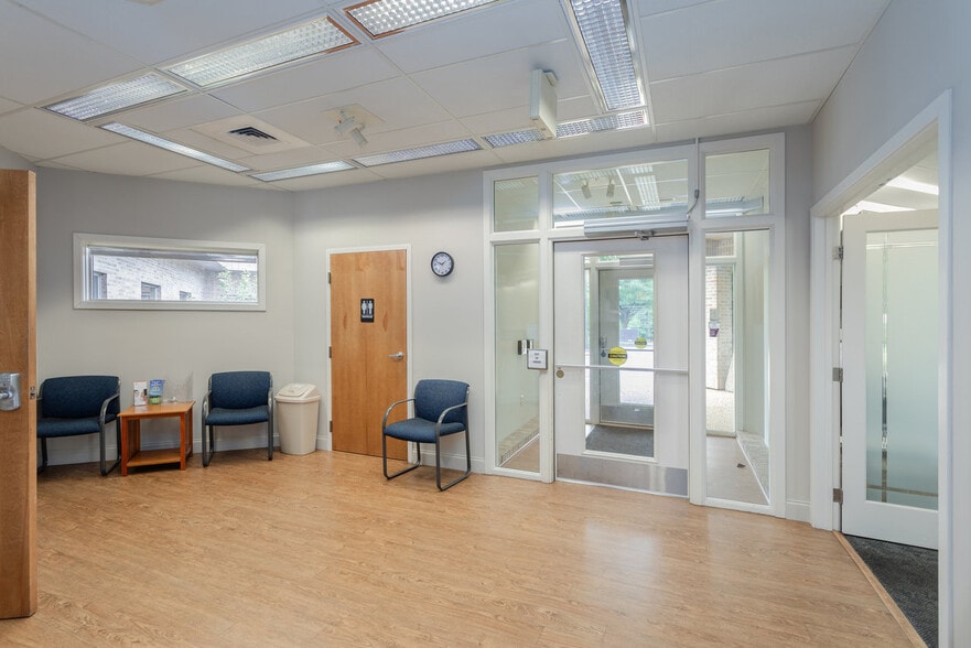 More Photos Of 530 Neff Ave, Harrisonburg Medical For Sale